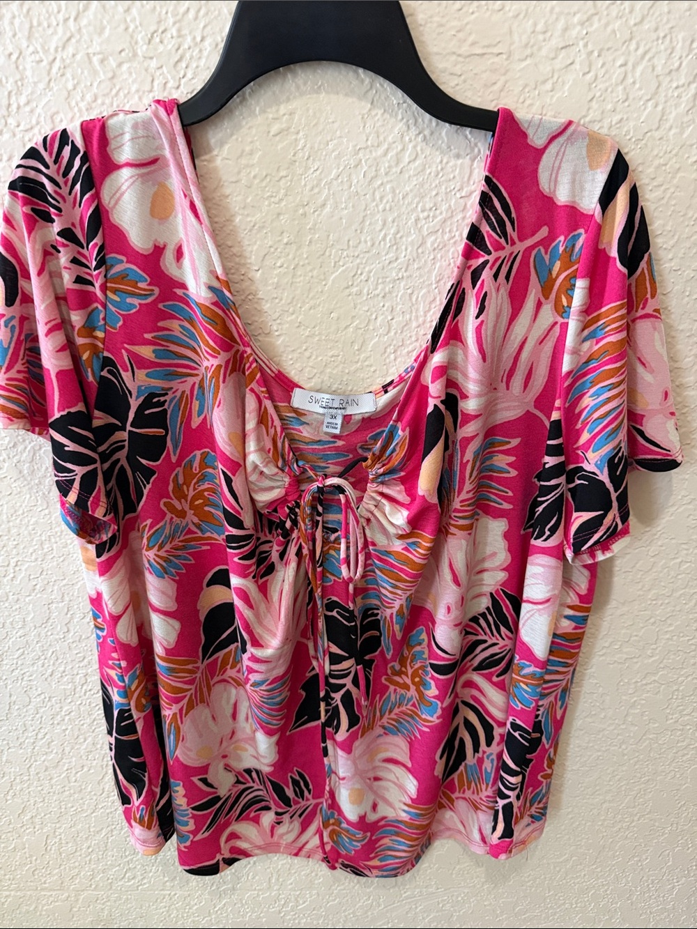 Sweet Rain Hot Pink Tropical Tie-Front Scoop Neck Blouse